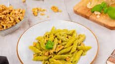 Penne Rigate con Pesto alla Genovese e noci