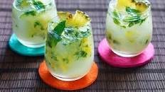 Pineapple coconut fizz