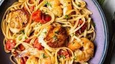 Scallop Shrimp Pasta with Burst Cherry Tomatoes