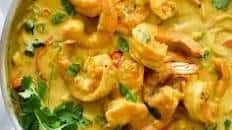 Shrimp In Thai Coconut Curry Sauce