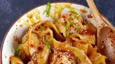 Sichuan Spicy Wonton In Chili Oil (红油抄手)