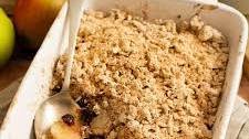 Spiced apple and cranberry crumble