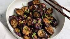 Stir-fried Japanese Eggplant with Garlic and Ginger