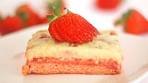 Strawberry Gooey Butter Cake 🍓 Ooey Gooey Butter Cake