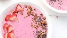 Strawberry Smoothie Bowl