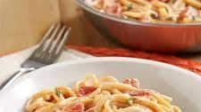 Tomato Alfredo Linguine Skillet