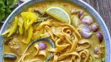 Vegan Khao Soi - my favorite Chiangmai's Noodle Soup