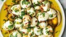 10 Minute Marinated Mini Mozzarella Balls (Bocconcini)