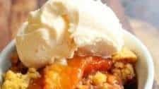 3 Step Crockpot Peach Cobbler