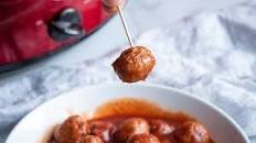 5-Ingredient Cranberry Meatballs (Slow Cooker and Stovetop)