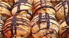 Banana & Choc Chip Cake Balls