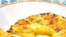 Barbecued pineapple with coconut rum