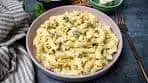 Blue Cheese Pasta with Spinach and Walnuts