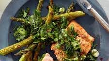 Broiled Salmon and Asparagus With Herbs