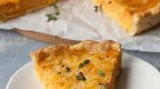 Carrot Quiche with Cheddar and Roasted Onions