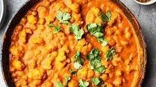 Cauliflower and Chickpea Curry