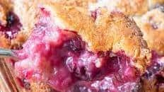 Classic Blackberry Cobbler