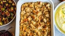 Classic Butter Herb Stuffing