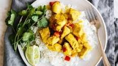 Coconut Curry Chicken (Super Easy!)