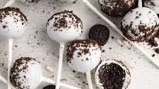 Cookies and Cream Cake Pops (Starbucks)