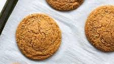 Cream & Honey Cookies with Fennel Sugar