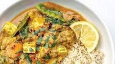 Creamy Coconut, Brown Lentil & Vegetable Curry