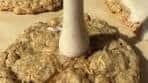 Delicious Iced Cinnamon Oatmeal Cookies Recipe