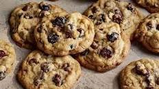 Dried Cranberry and Chocolate Cookies