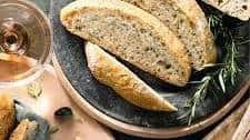 Dutch Oven Garlic and Herb Bread