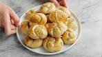 Easy Garlic Parmesan Knots