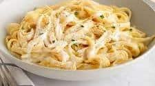 Fettuccine Alfredo