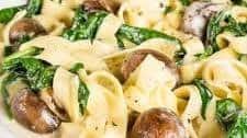 Fettuccine Alfredo with Button Mushrooms & Spinach