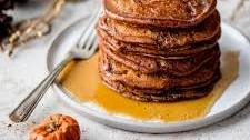 Fluffy Gingerbread Pancakes