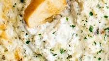 Garlic Bread Cheese Dip