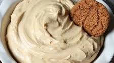 Gingerbread Cheesecake Dip