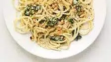 Gorgonzola Pasta with Spinach and Walnuts