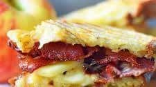 Gouda Honeycrisp Apple Bacon Grilled Cheese