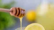 Honey Lemonade (paleo, vegan option)