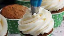 How to Make Cream Cheese Frosting!