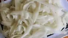 How to make Fresh Flat Rice Noodles from scratch 手工河粉