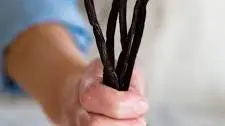 How To Use a Vanilla Bean