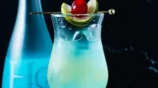 Hpnotiq Drink: Hypnotic Breeze!
