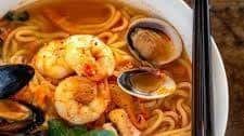 Jjamppong (Korean Spicy Seafood Noodle Soup)