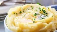 Light & Creamy Mashed Potatoes