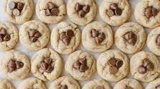 Mini Peanut Butter Blossom Cookies