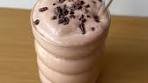MINT CHOC CHIP SMOOTHIE 🌿🍨 This is one of my favorite ...