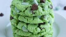 Mint Chocolate Chip Cookies