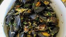 Mussels In White Wine Cream Sauce