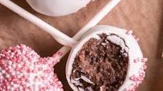 No-Bake Cherry Cake Pops