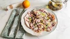 Octopus Carpaccio: the recipe for a tasty and elegant dish to be served cold